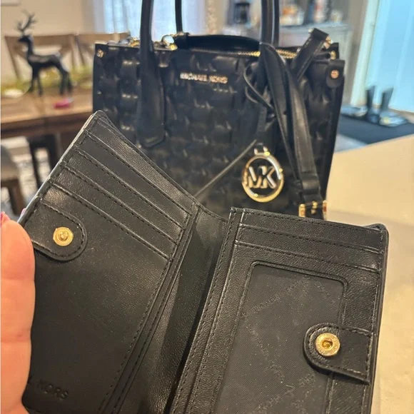 Michael Kors Black Embossed Shoulder Bag Set - Picture 5 of 5